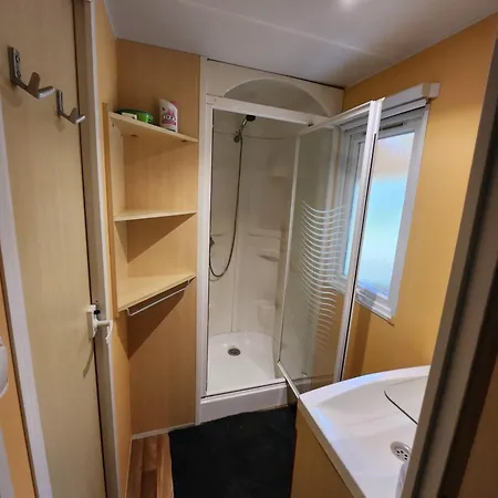 Le Paradis Du Mobilhome * Saint-Cheron